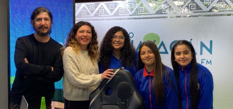 Entrevista con alumnas en Radio Guayacán sobre el plan de formación ciudadana